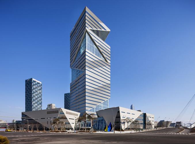 北京零工市场蹲点记：从“马路蹲活”到“指尖上岗”